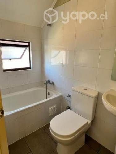 Arriendo casa condominio