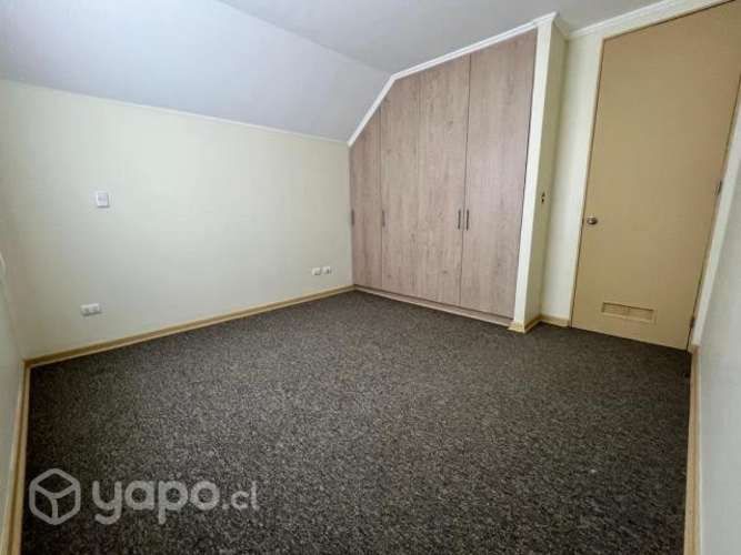 Arriendo casa condominio