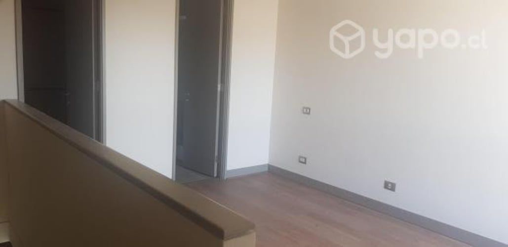 A Pasos De Metro Irarrazabal. Cod 1204