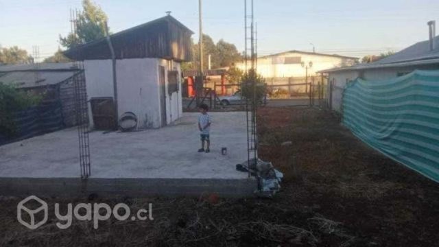 Terreno centrico con caseta sanitaria