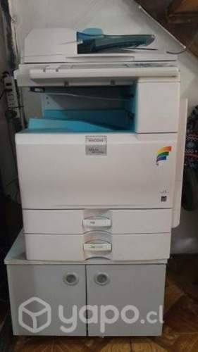 Impresora Multifuncional Ricoh MP C2051