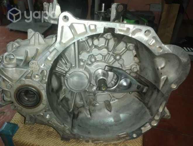 Se vende caja manual para kia rio 5 full equipo