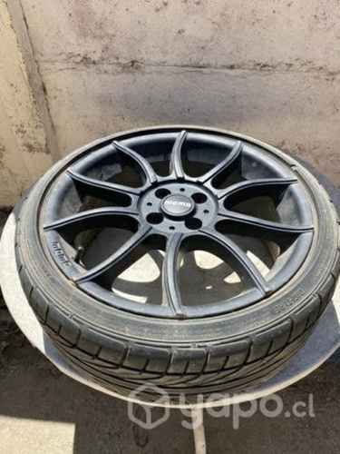 Llanta momo aro 17