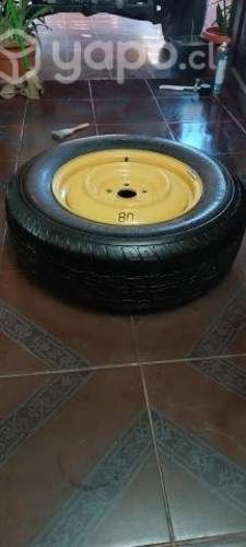 Llanta de repuesto Suzuki Grand nomade