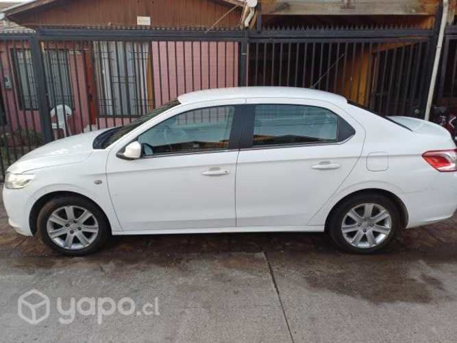 Vendo mi Peugeot 301 2013