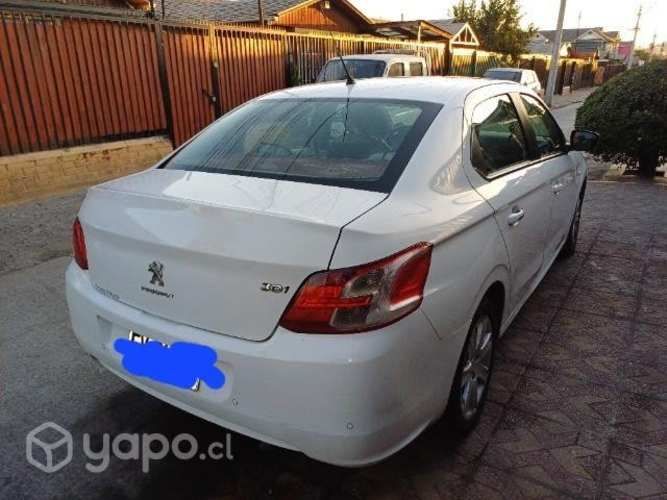 Vendo mi Peugeot 301 2013