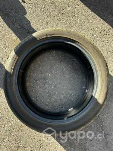 Neumáticos 215-45-18