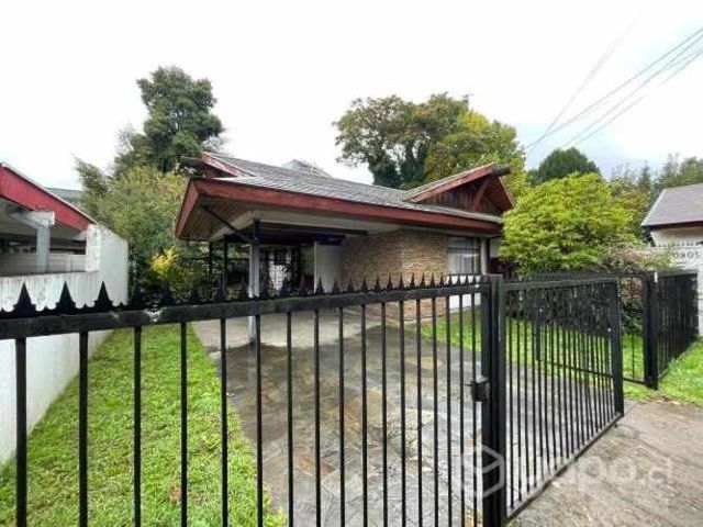 Linda Casa Ubicada En Pasaje Lorena, Próxima Av. Alemania