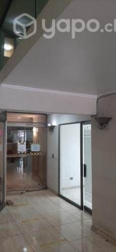 Se vende oficina en edificio aranjuez