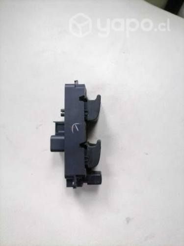 Botonera alzavidrios mazda 3