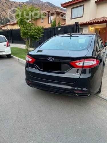 Se vende FORD FUSION 20015
