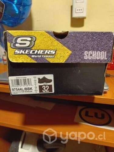 Zapatilla escolar Skechers