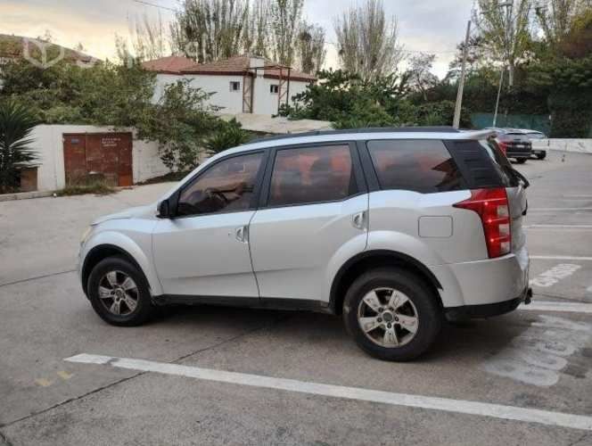 Mahindra XUV 500 w8 2015