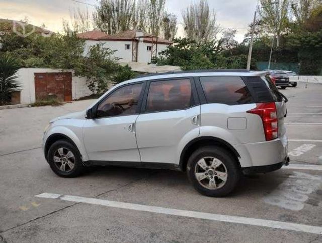 Mahindra XUV 500 w8 2015