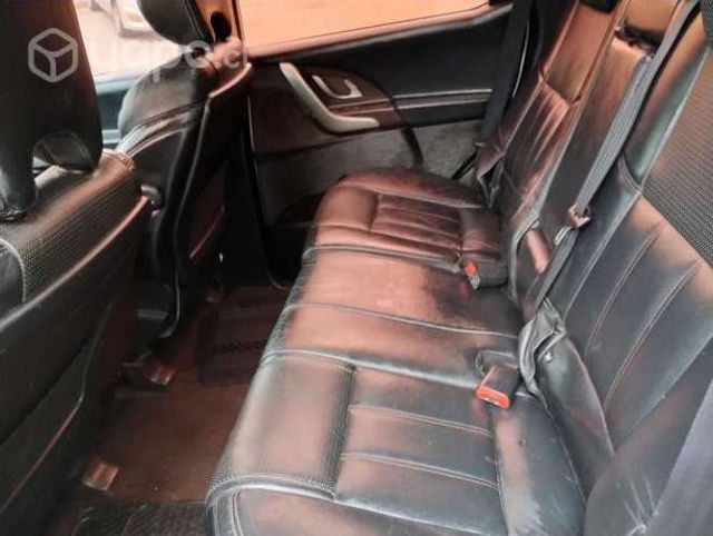 Mahindra XUV 500 w8 2015