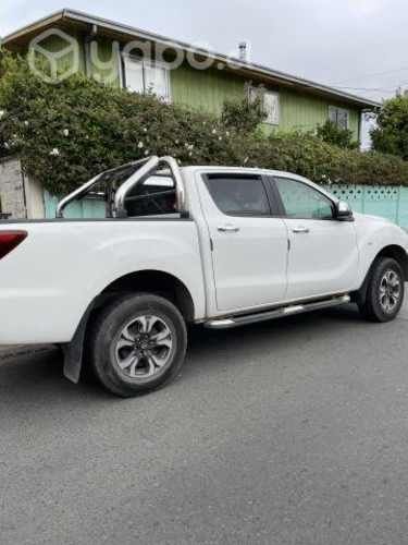 Camioneta Mazda BT-50 4x4  2019