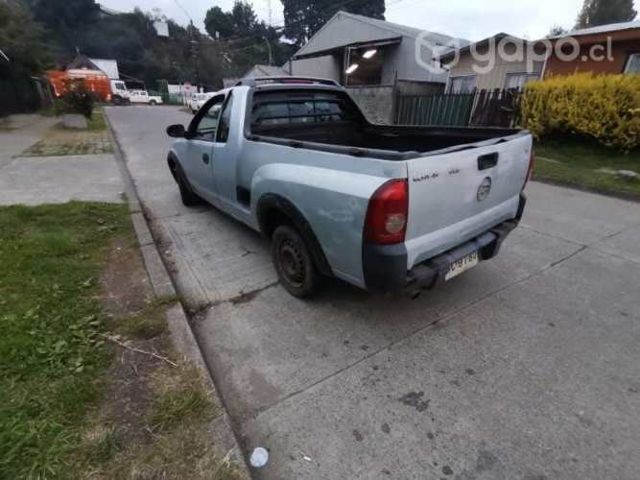 Camioneta Chevrolet montana año 2006