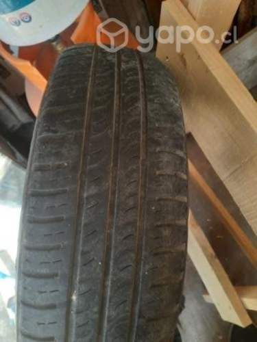 Llantas y neumáticos (Aro 14)