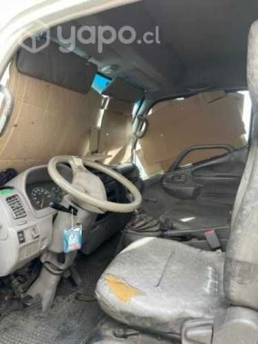 Se vende camión cabina cerrada, documentos al día