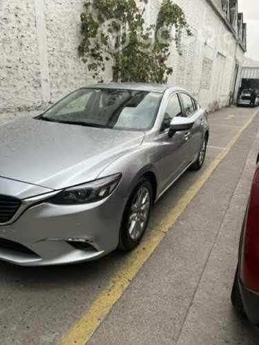 Mazda 6 automático, full cuero