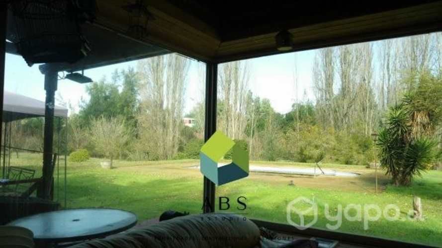 Parcela, casa y piscina cerca del centro, Quillón