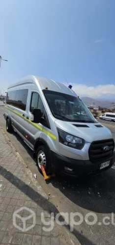 Ford transit 17+1