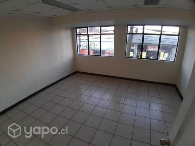 Oficina centro de Chillan , buena conectividad, llámanos 