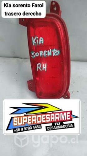 Farol trasero derecho Kia sorento desarmaduría
