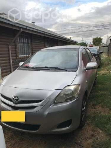 Toyota yaris 2008