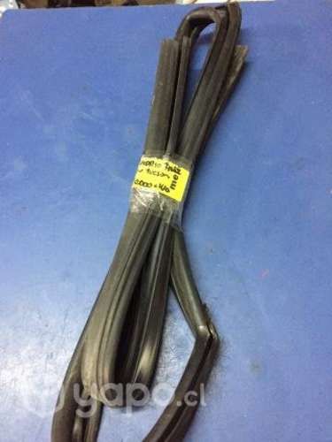 Goma vidrio puerta trasera izq New Tucson 2011-15