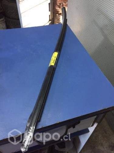 Moldura lame vidrio pta tra izq New Tucson 2011-15