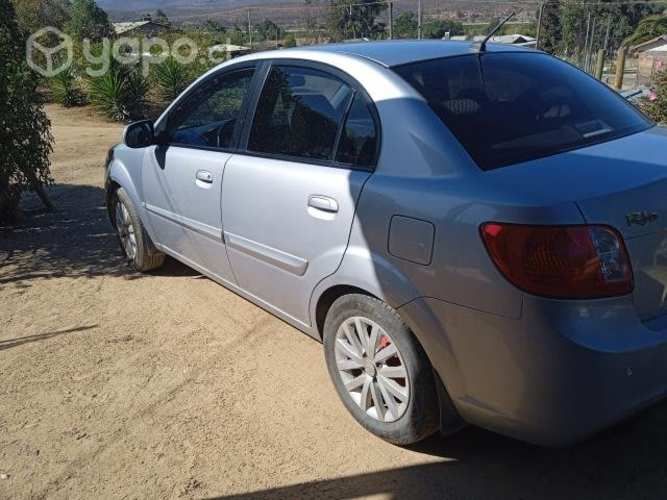 Vendo mi autito Kia rio jb 2012