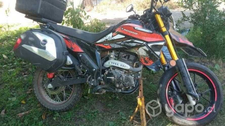 Llantas con neumáticos moto