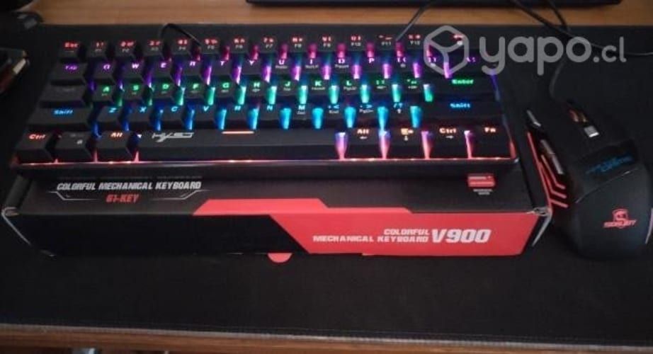 Teclado gamer mecánico y mouse gamer