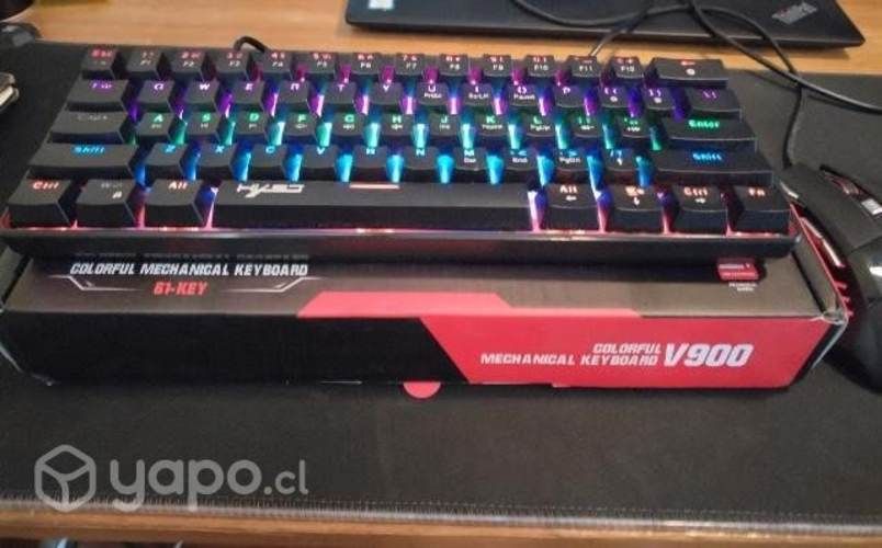 Teclado gamer mecánico y mouse gamer