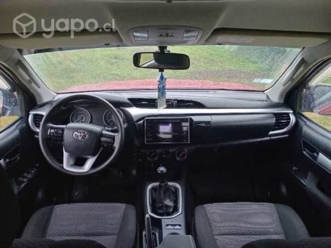 Hilux SR 2017 4x4 crédito y recibo vehículos