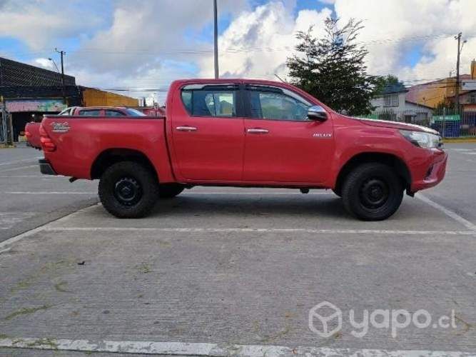 Hilux SR 2017 4x4 crédito y recibo vehículos