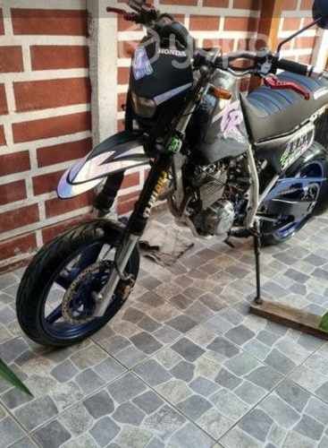 Honda xlr 250