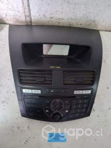 Botones Radio C/Consola Central Tablero BT50 2017