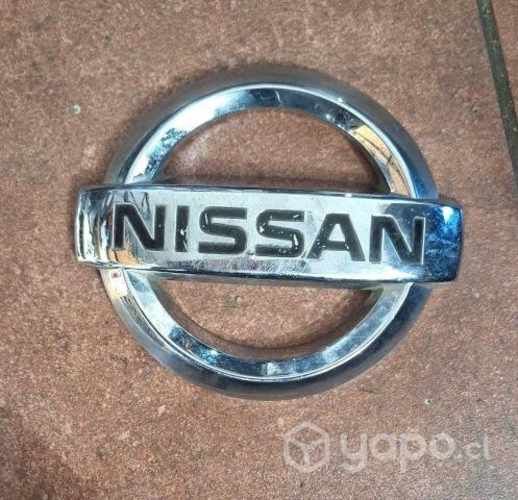 Emblema Nissan Navara Año 2006
