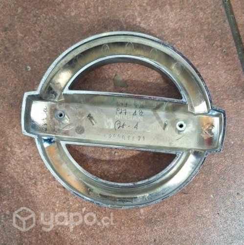 Emblema Nissan Navara Año 2006