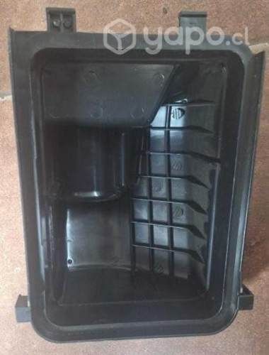 Tapa porta filtro Toyota Yaris año 2008