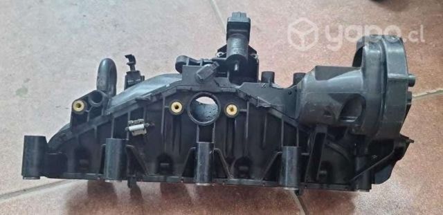 Multiple de admision Nissan NP300 año 2015-2019