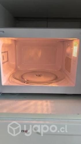 Refrigerador + microondas