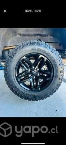 Llanta con neumáticos, Silverado