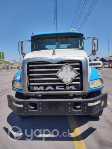 Mack Chasis GU813