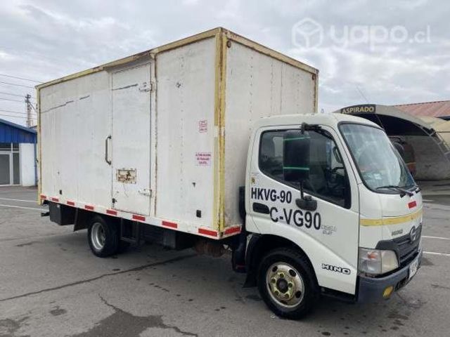 Camión Hino Xzu 5.9