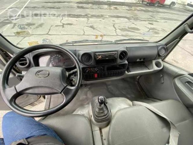 Camión Hino Xzu 5.9