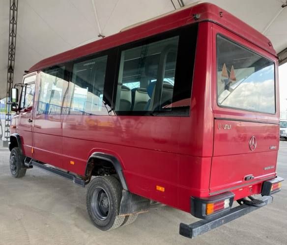 Mercedes Benz Vario 818D 4X4