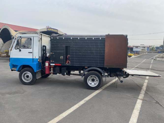 Camión Durso Mininig Wolf 4x4